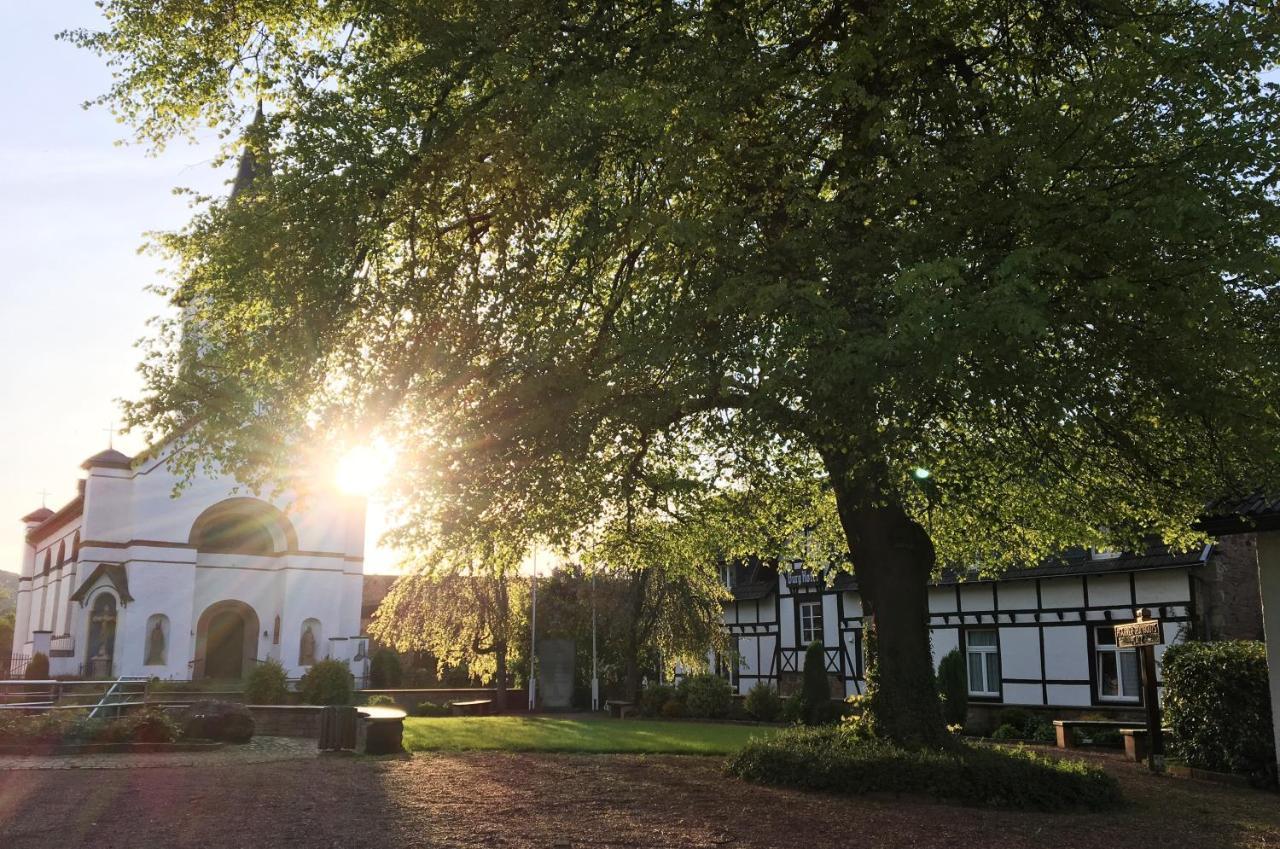 Gasthof Burg Hausen Hotel Heimbach Bagian luar foto