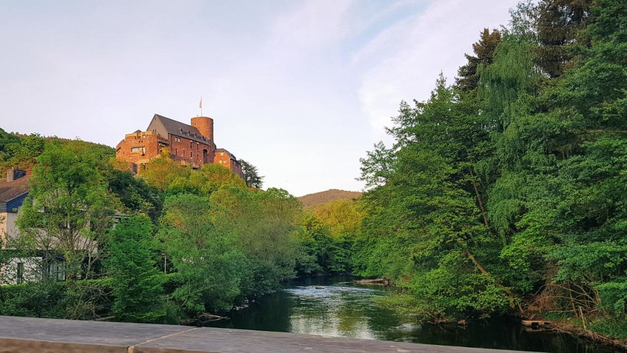 Gasthof Burg Hausen Hotel Heimbach Bagian luar foto