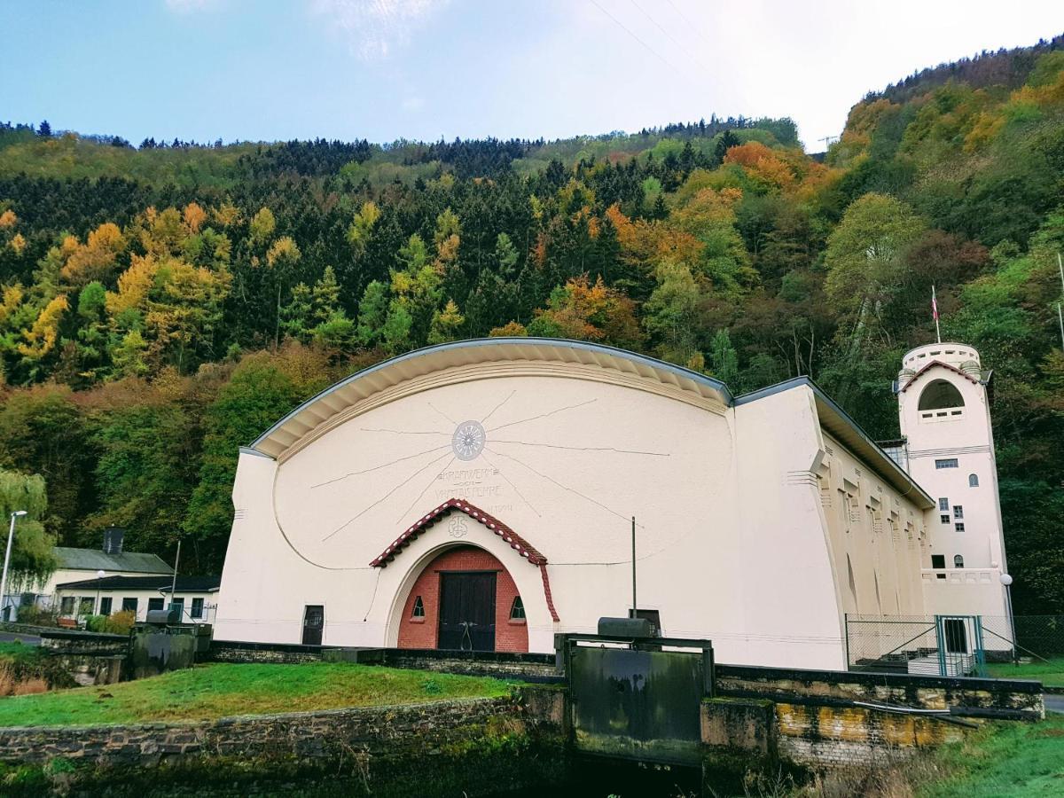 Gasthof Burg Hausen Hotel Heimbach Bagian luar foto